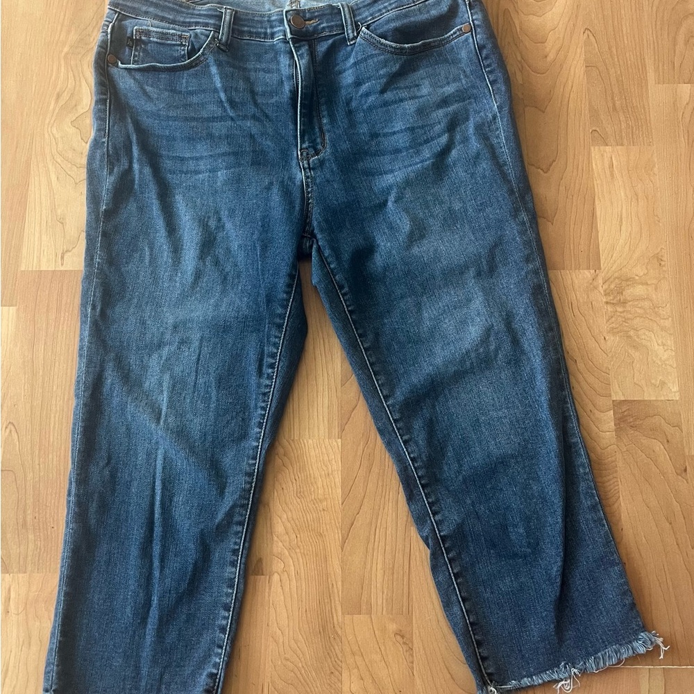 Judy Blue skinny fit capris 15/32